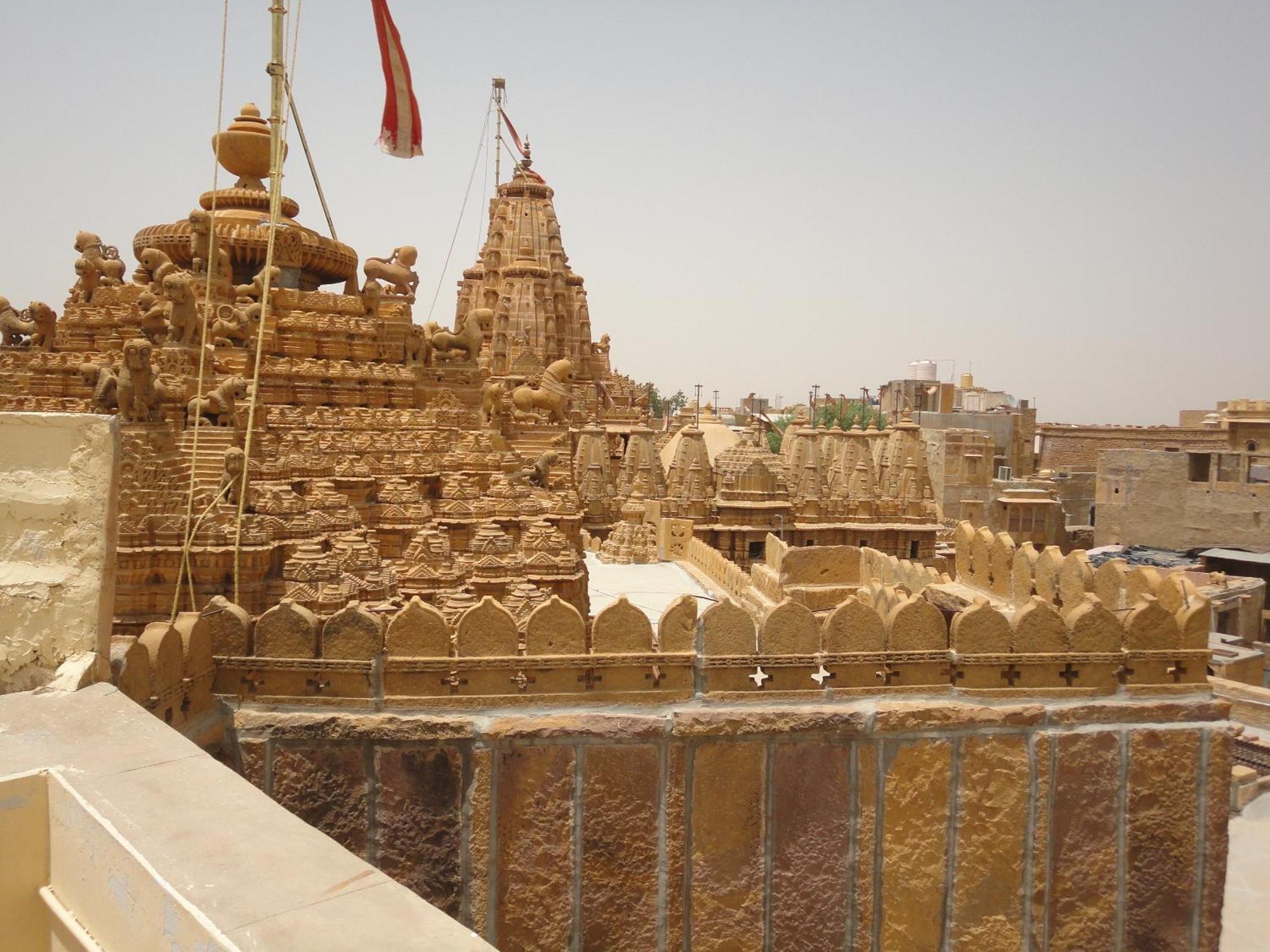 Hotel Temple View Джайсалмер Екстериор снимка
